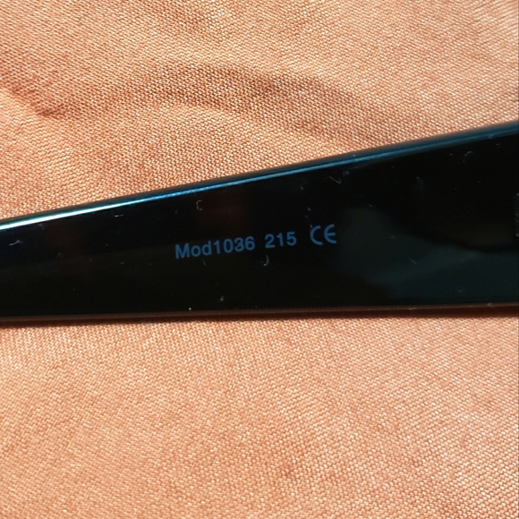 Oleg Cassini sunglasses 🕶 😎 - Picture 2 of 6